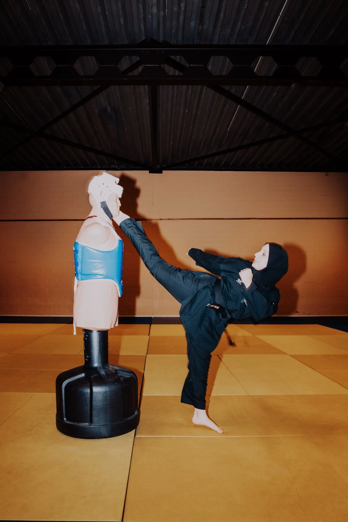 Onze vrouwelijke hoofdtrainer - 3de Dan TKD- 1ste Dan IPMAF (International  Police Martial Arts  Federation)- OK Verpleegkundige